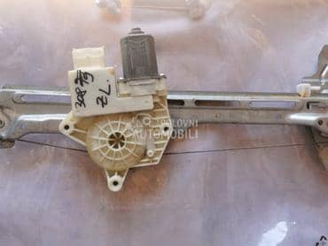 Podizač stakla zadnji levi. za Peugeot 308 od 2013. do 2020. god.