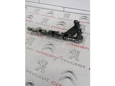 Levi nosač krila i branika za Citroen C4 Picasso od 2005. do 2012. god.