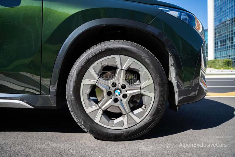 BMW X1 sDrive18i U11