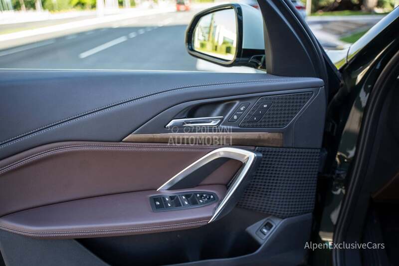 BMW X1 sDrive18i U11