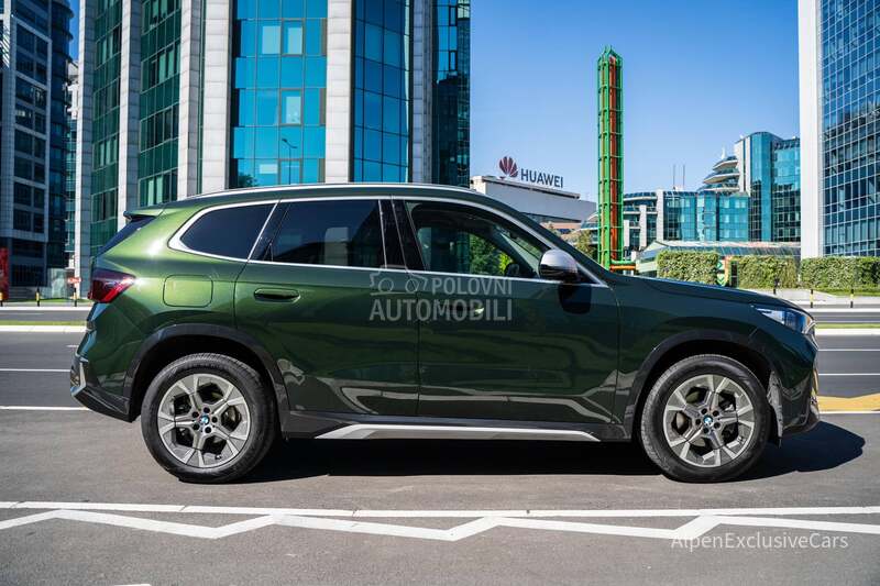 BMW X1 sDrive18i U11