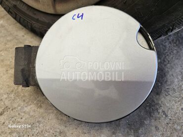POKLOPAC  REZERVOARA za Citroen C4 od 2002. do 2008. god.