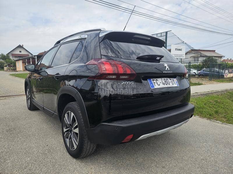 Peugeot 2008 1.5BLUEHDI ALLURE