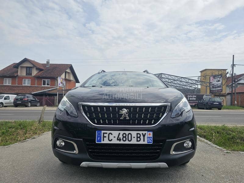 Peugeot 2008 1.5BLUEHDI ALLURE