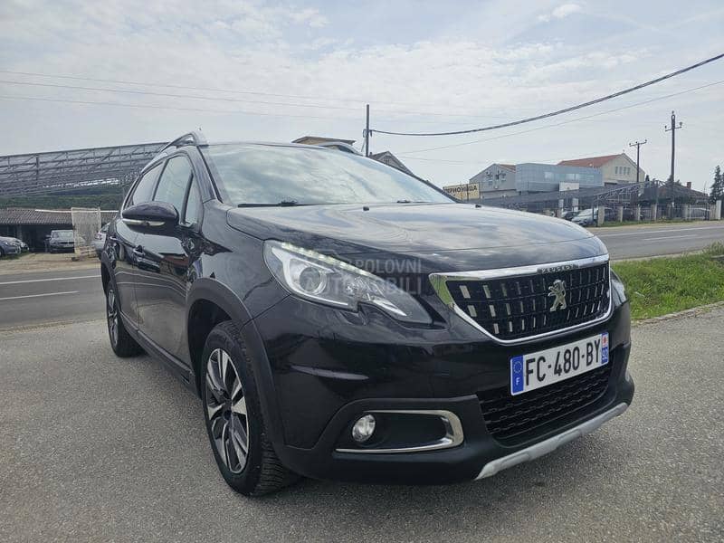 Peugeot 2008 1.5BLUEHDI ALLURE