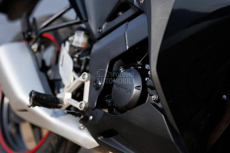 Honda cbr 125r