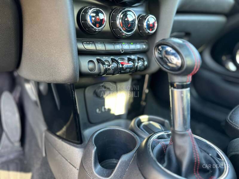 MINI Cooper S AUT/pano