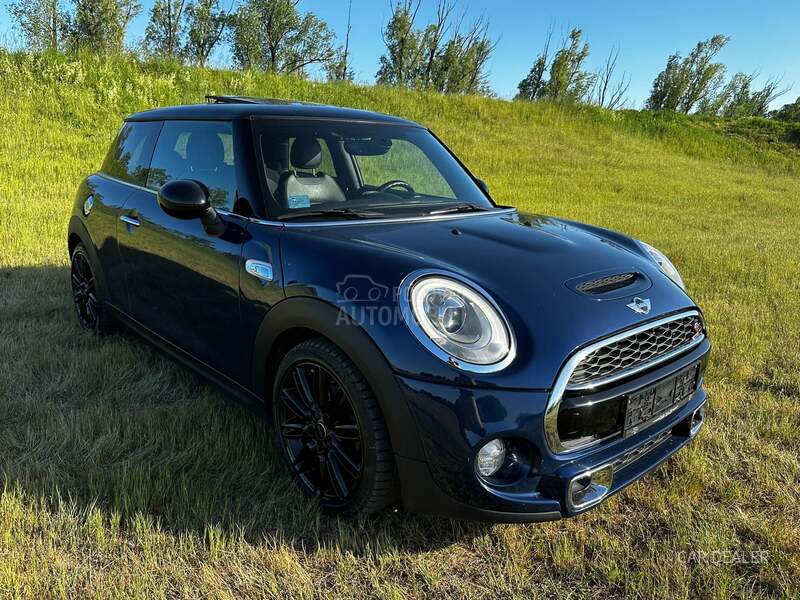 MINI Cooper S AUT/pano