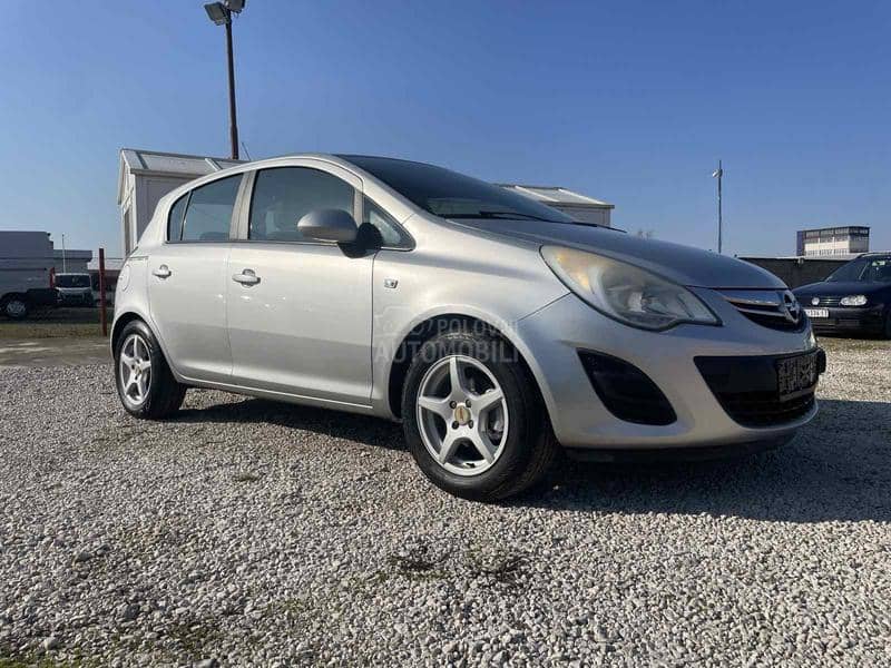 Opel Corsa D 1.4 B