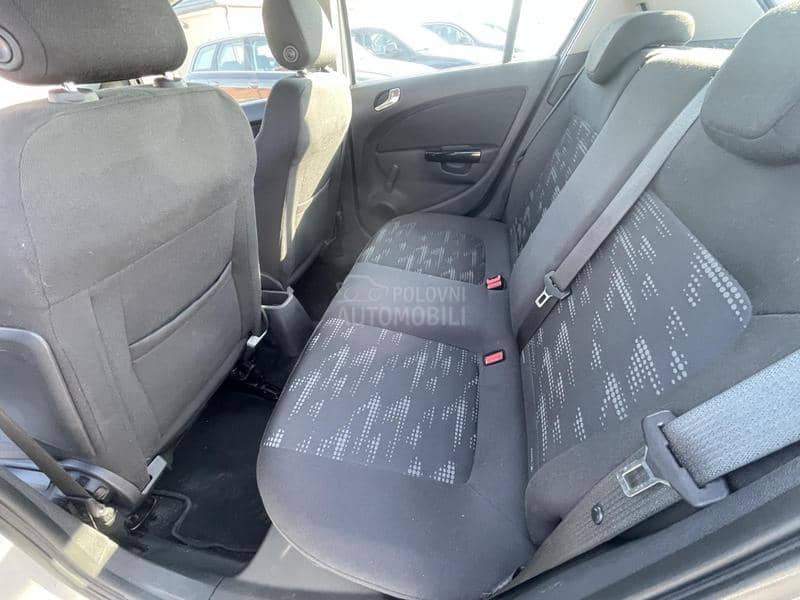 Opel Corsa D 1.4 B