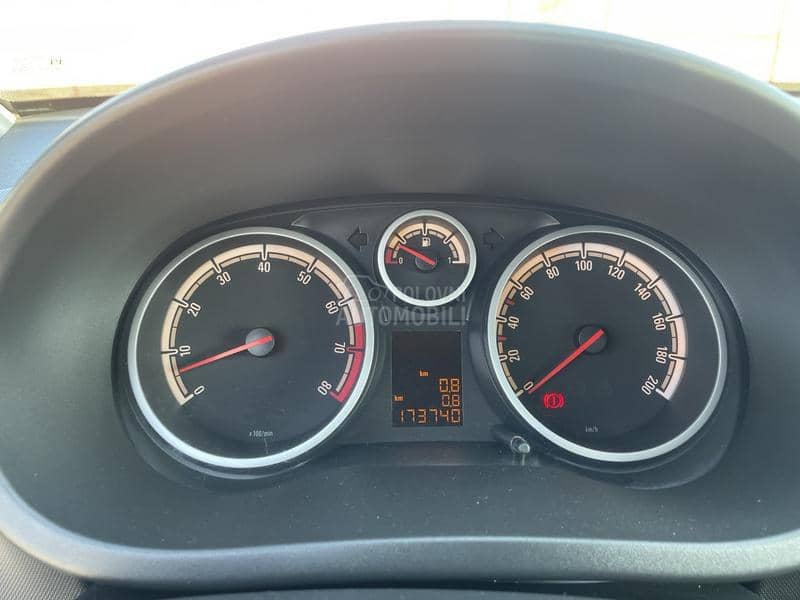 Opel Corsa D 1.4 B