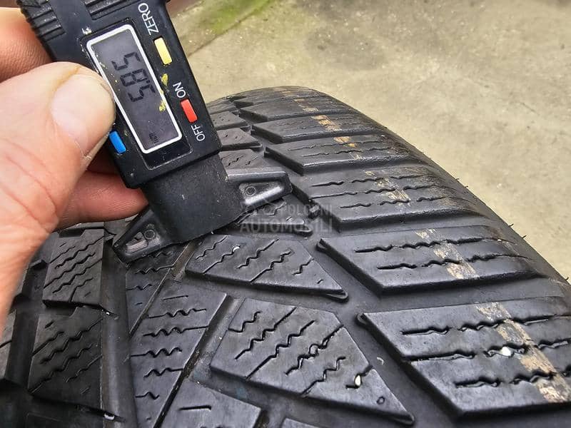 Continental 235/60 R18 Zimska