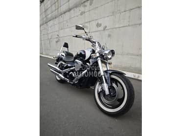 Suzuki intruder M800