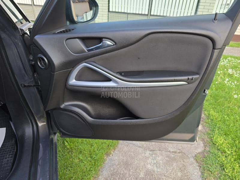 Opel Zafira 1.6cdti
