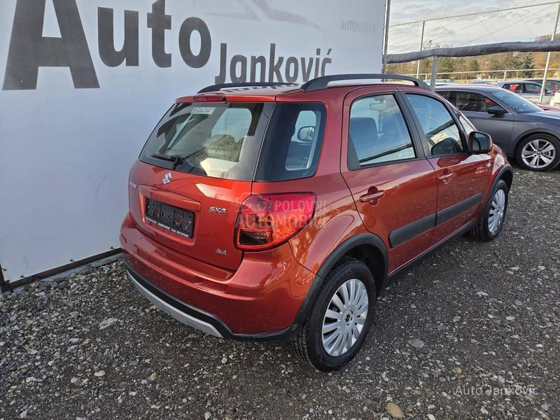 Suzuki SX4 1.6 B     4 x 4