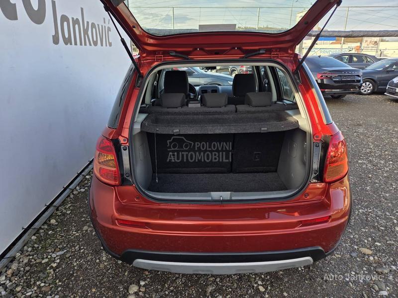 Suzuki SX4 1.6 B     4 x 4