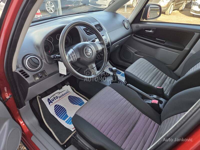 Suzuki SX4 1.6 B     4 x 4