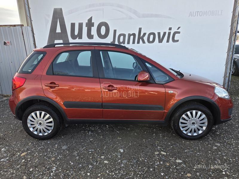 Suzuki SX4 1.6 B     4 x 4