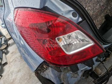 Desno stop svetlo 5v za Opel Corsa D
