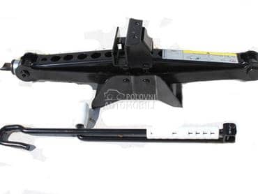 Fabricka dizalica 5N0 011 031 za Audi Q3 od 2011. do 2018. god.