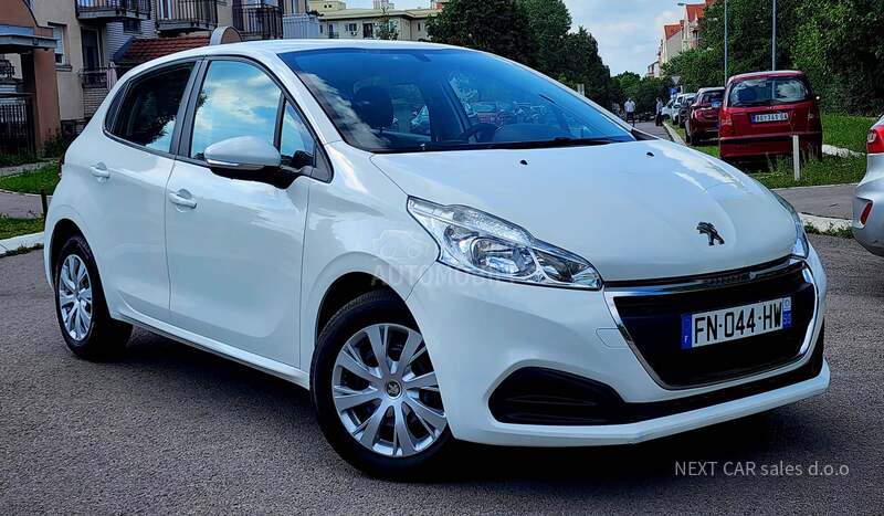 Peugeot 208 1.5 eHDI 100 hp