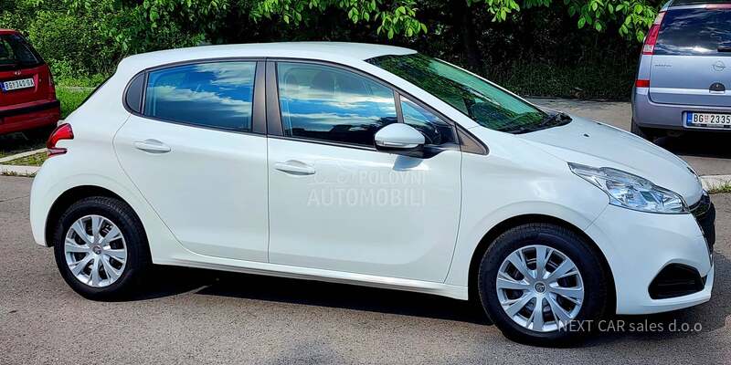 Peugeot 208 1.5 eHDI 100 hp