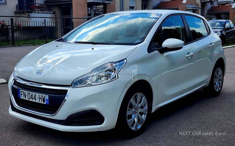 Peugeot 208 1.5 eHDI 100 hp