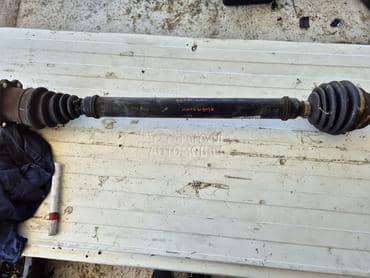 Desna poluosovina za Volkswagen Bora, Golf 4 od 2000. do 2004. god.