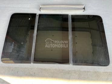 Panorama staklo zavesa za Audi Q7 od 2006. do 2013. god.