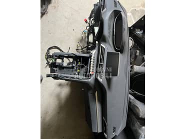 Tabla za Peugeot 3008 od 2017. do 2024. god.