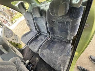 Sedište zadnje za Renault Scenic od 1999. do 2003. god.