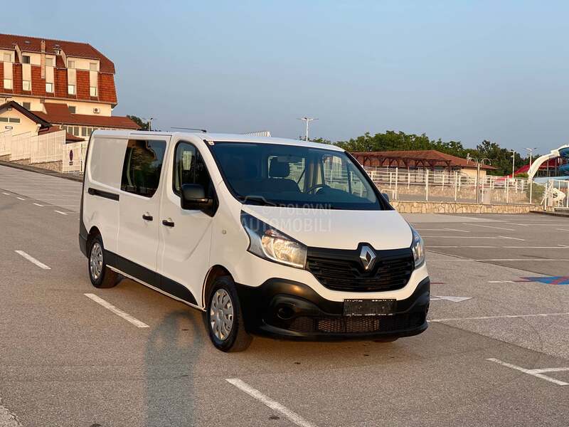 Renault Trafic 6 S E D / / M A X I