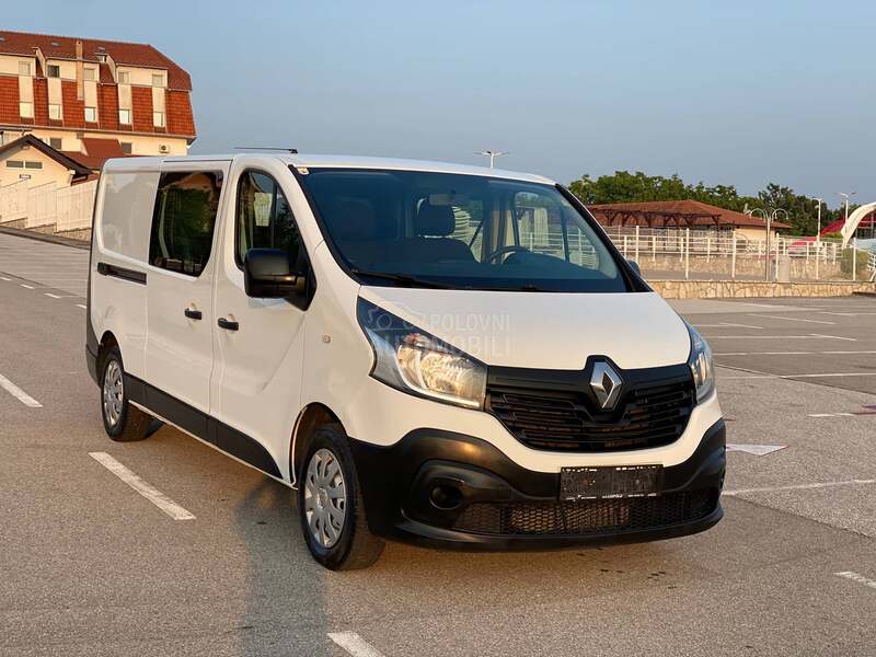 Renault Trafic 6 S E D / / M A X I