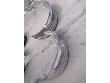 Podkrila zadnja za Fiat Freemont