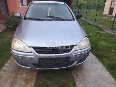 Opel Corsa C 1.3 2005. god. -  kompletan auto u delovima