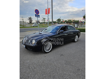 Jaguar S-Type 4.2 EXECUTIVE