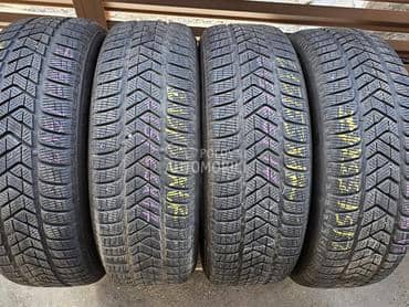 Pirelli 215/65 R17 Zimska