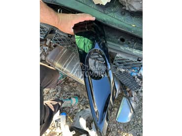 Branik plastika maglenke za Volkswagen Touareg od 2010. do 2015. god.