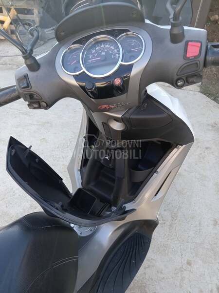 Piaggio Beverly