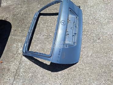 gepek vrata w203 za Mercedes Benz C Klasa od 2000. do 2006. god.