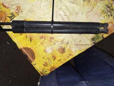 Amortizer gepeka w203 za Mercedes Benz C Klasa od 2000. do 2006. god.