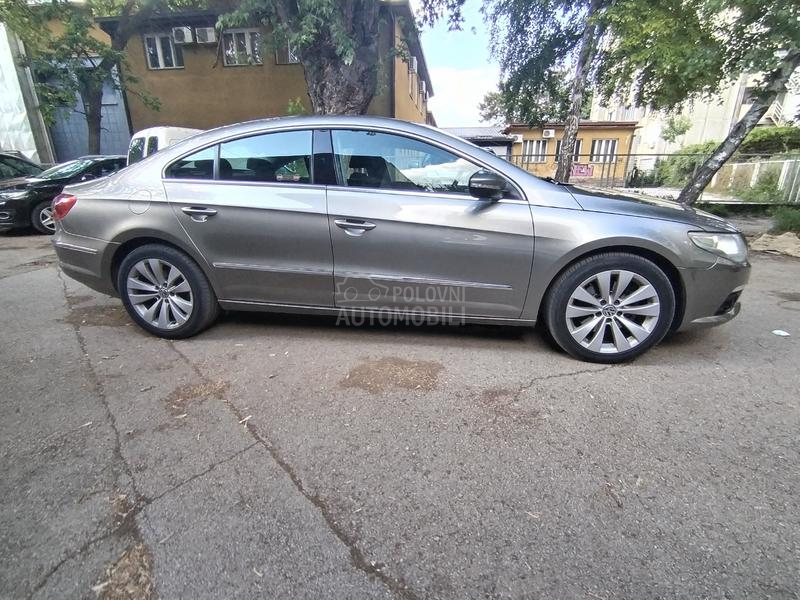 Volkswagen Passat CC 2.0 TDI