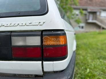 Stop svetlo desno lampa za Volkswagen Passat B3 od 1988. do 1993. god.