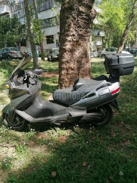 Suzuki Burgman 650