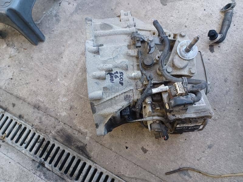 MENJAC SA ROBOTOM 1.6