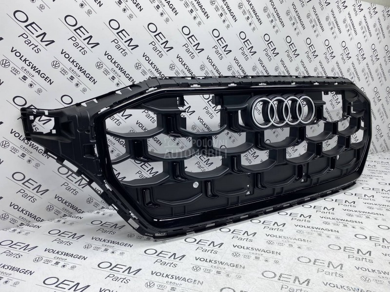 Maska Q8 2024 Black Edition