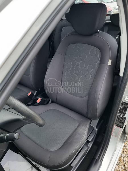 Hyundai i20 1.3b