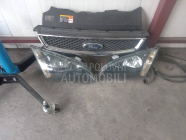 Desni far mk2 za Ford Focus od 2004. do 2007. god.