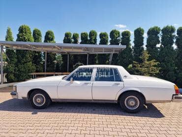 Oldsmobile Cutlass F-85    5.4D