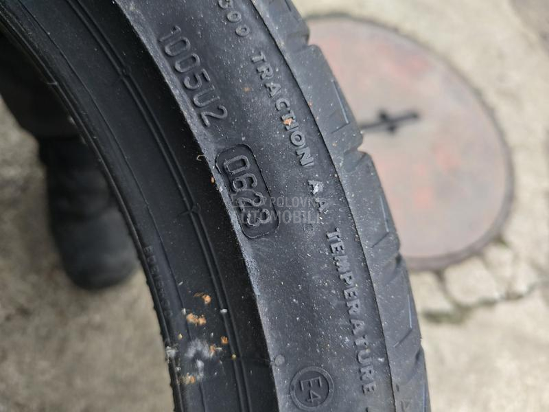Bridgestone 235/40 R18 Letnja